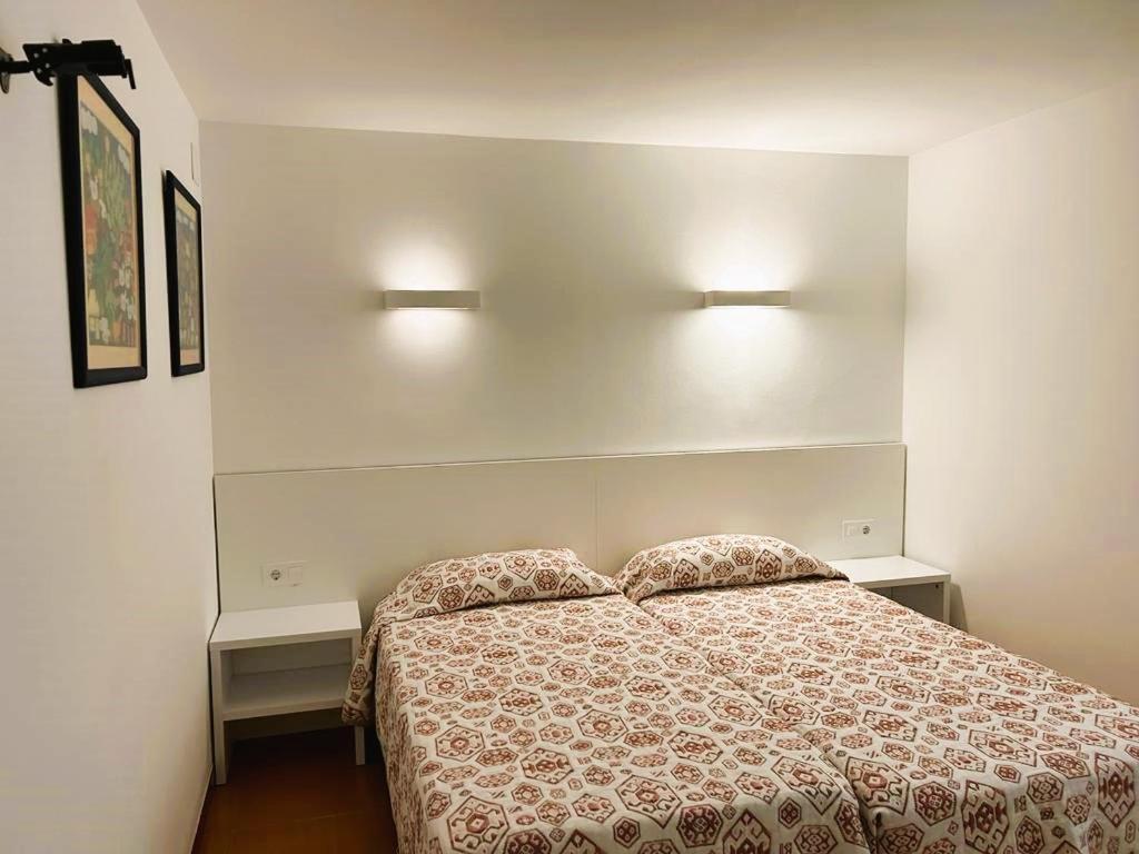 יורט דה מאר Private Apartments Cala Canyelles מראה חיצוני תמונה